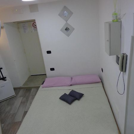 Napoli Central Nest Bed and Breakfast Buitenkant foto