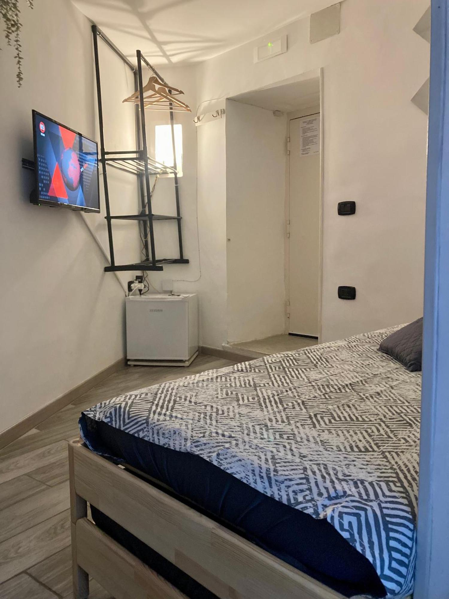 Napoli Central Nest Bed and Breakfast Buitenkant foto
